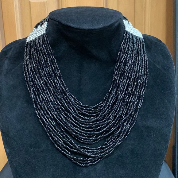 Black and silver bead multi strand necklace - Picture 3 of 4